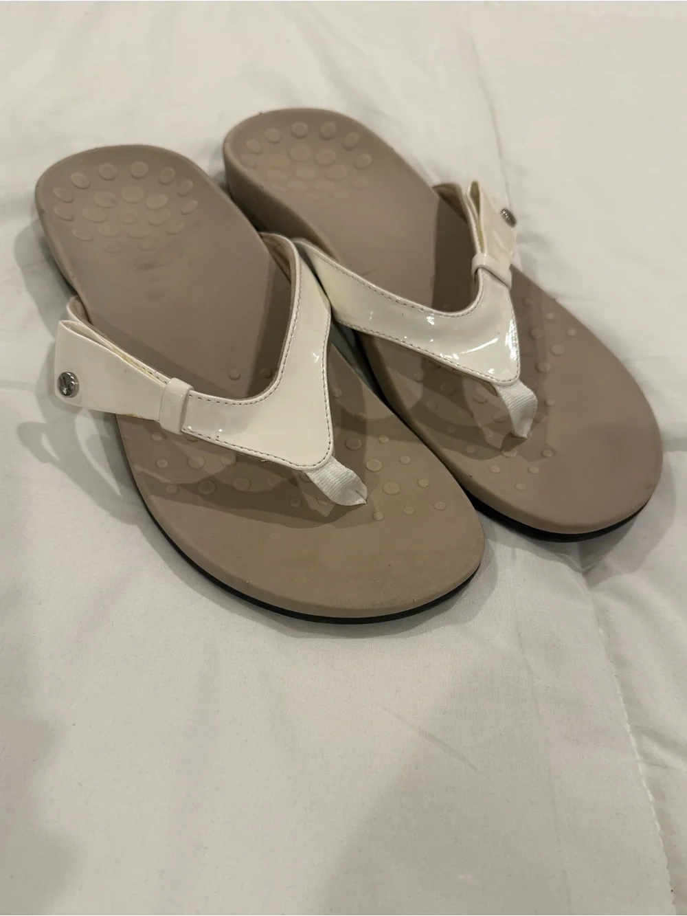 Vionic Bella Bow Accent Orthotic Thong Sandals Size 9